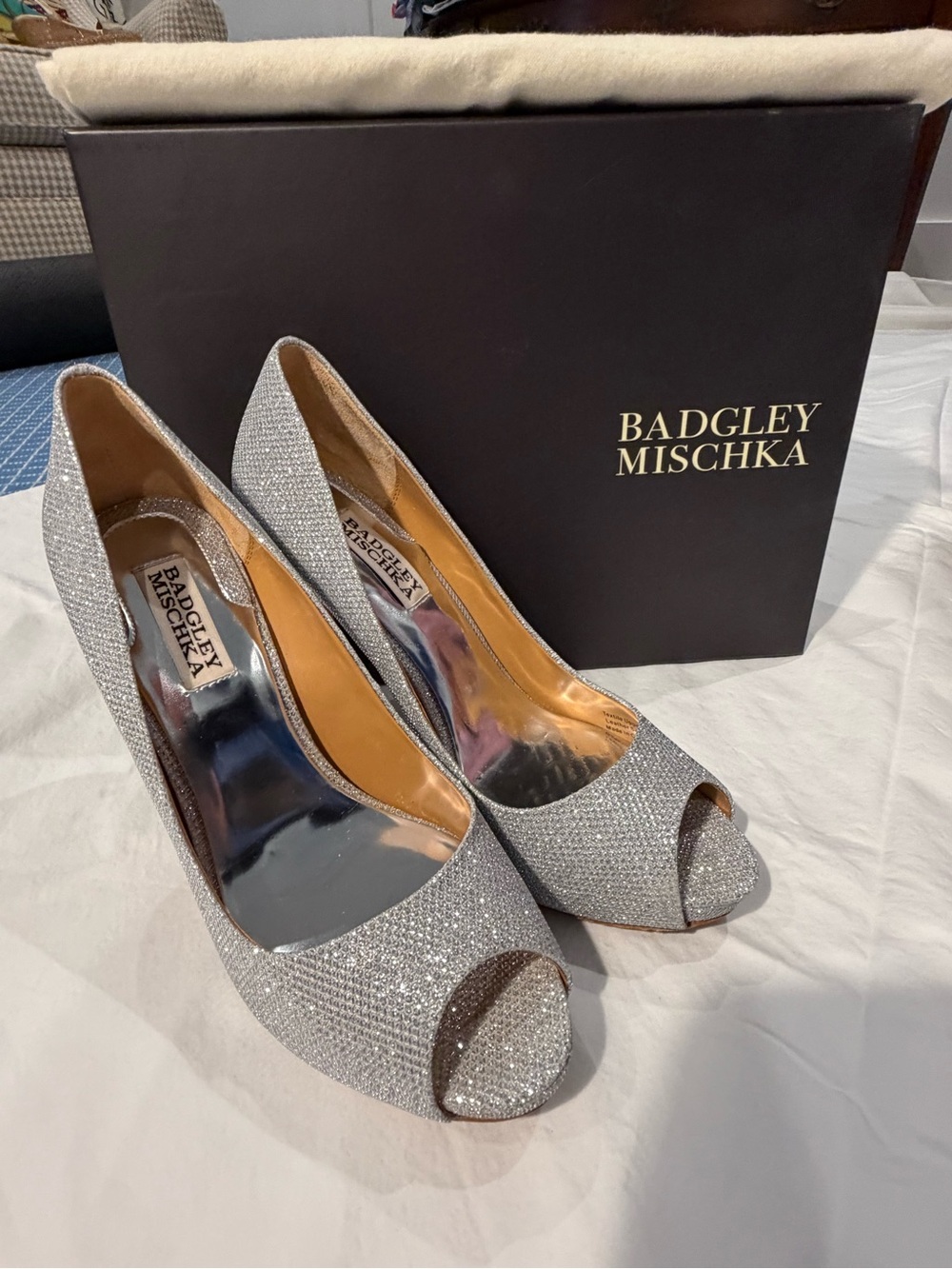 Badgley Mischka Silver Peeptoe Formal Heels Sparkly